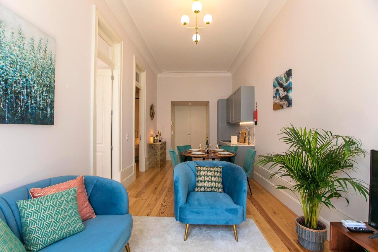 Lovelystay - 2Br Flat With Ac In Duque De Loule Porto Exterior foto